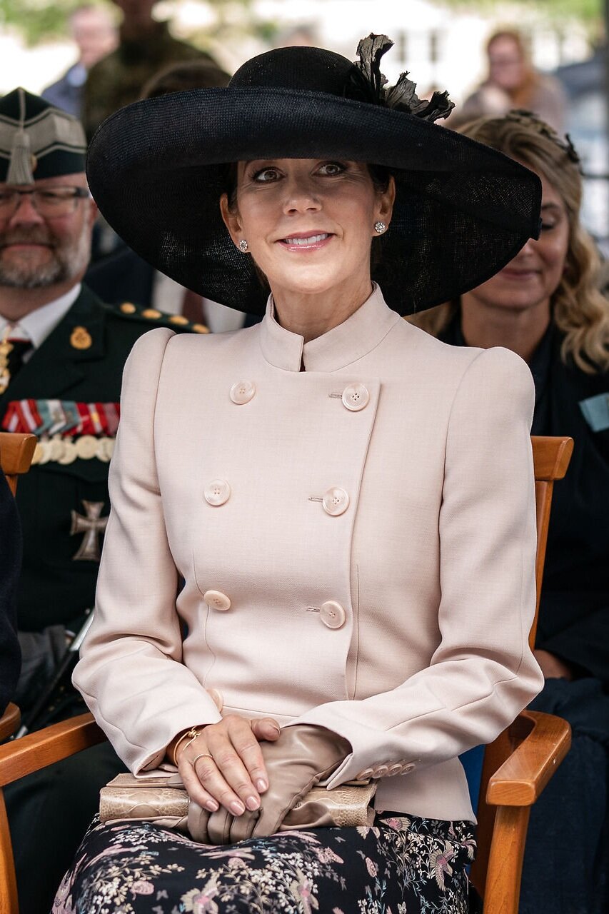 凯特王妃同款头饰,丹麦王储妃玛丽高跟鞋