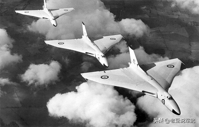 3v轰炸机哪个最强,英国3v3