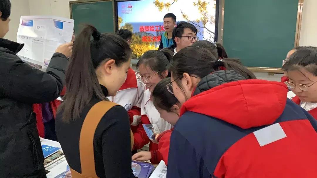 山西省考大同二中,大同市云州区第二中学好吗