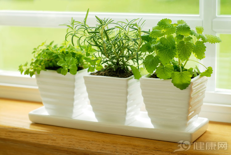 手机辐射对癌患者危害大吗,手机辐射对癌症病人的危害有多大