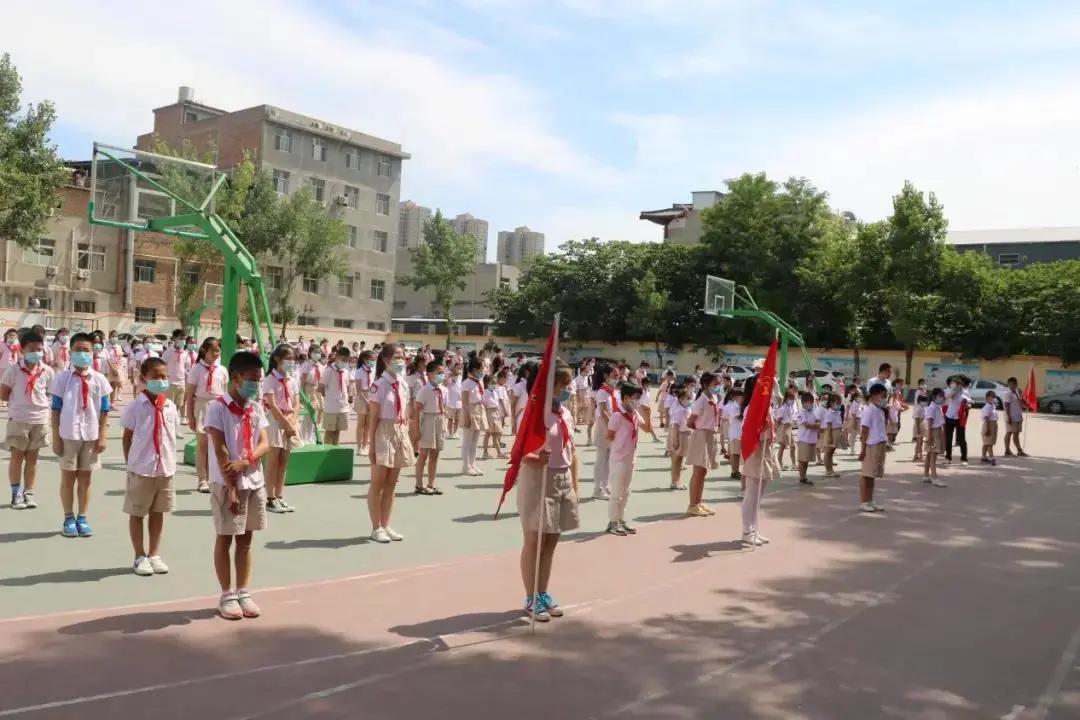 西安未央区团结小学图片,西安市未央区团结村小学