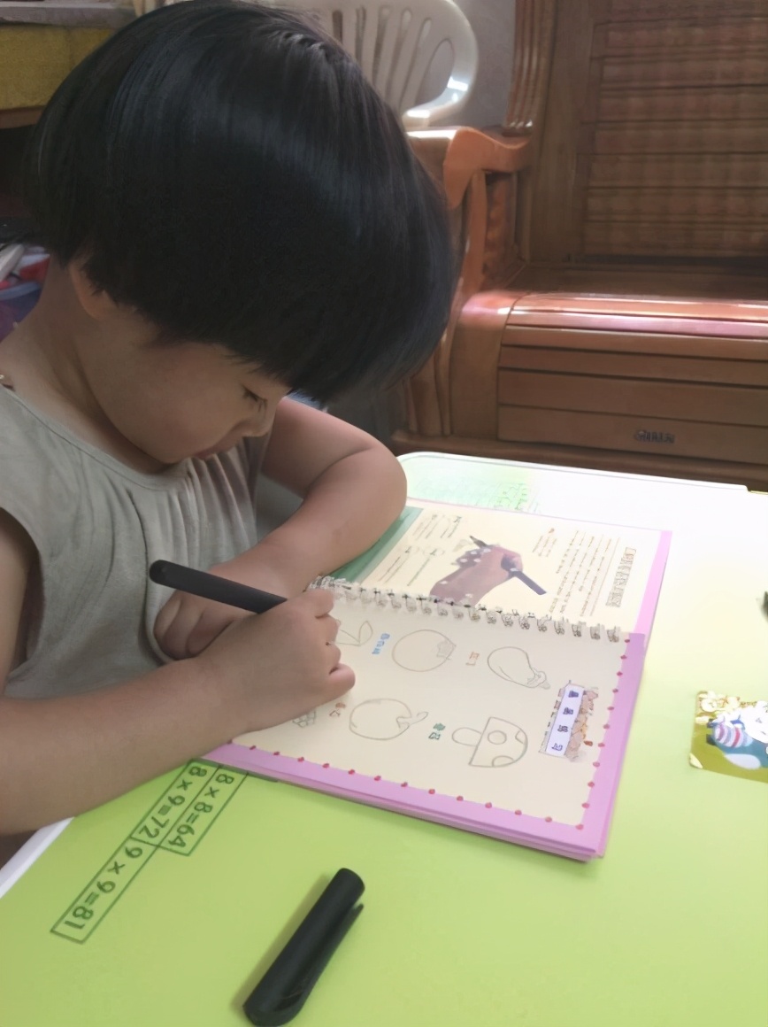 孩子写字潦草如何写评语,孩子写字太潦草什么方法能写好字