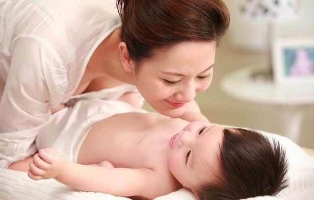 宝妈生病就不能哺乳？医生：这些病症，继续喂养反而对宝宝有好处