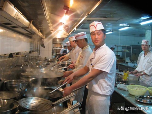 《侯海洋基层风云》没脑子的厨师老段