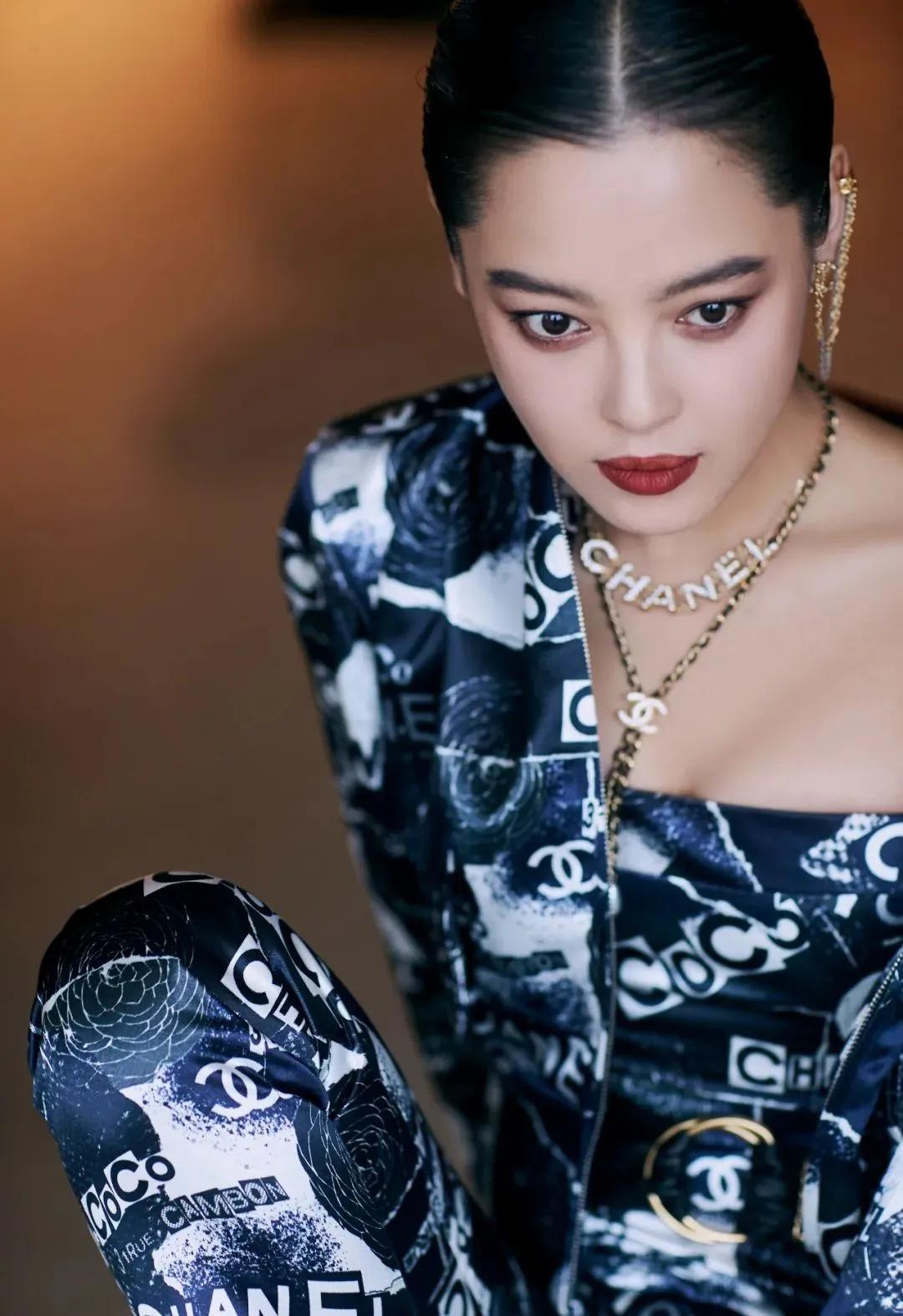 影视剧的女星持颜作“恶”，冷艳炫酷的“恶女风”它不香吗？