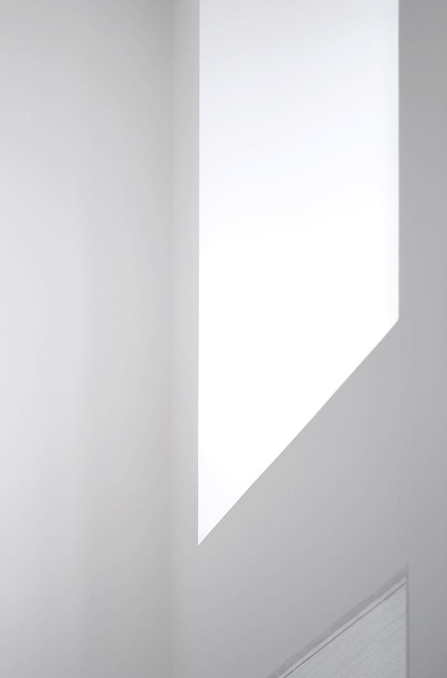 极简风高级感配色方案,高级灰意式极简沙发