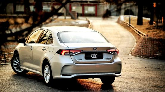 丰田卡罗拉双擎旗舰版试驾,真香定律广汽丰田tnga驾趣体验营