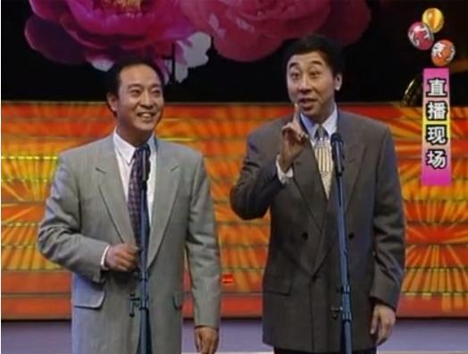 58岁丢官离婚,71岁晚景凄凉,牛群混成这样,冯巩为何不帮帮他?