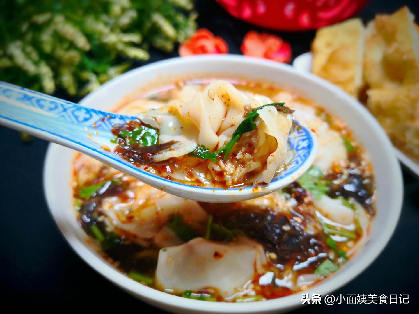 夏天馄饨汤怎么调才好吃,夏天馄饨馅料配方