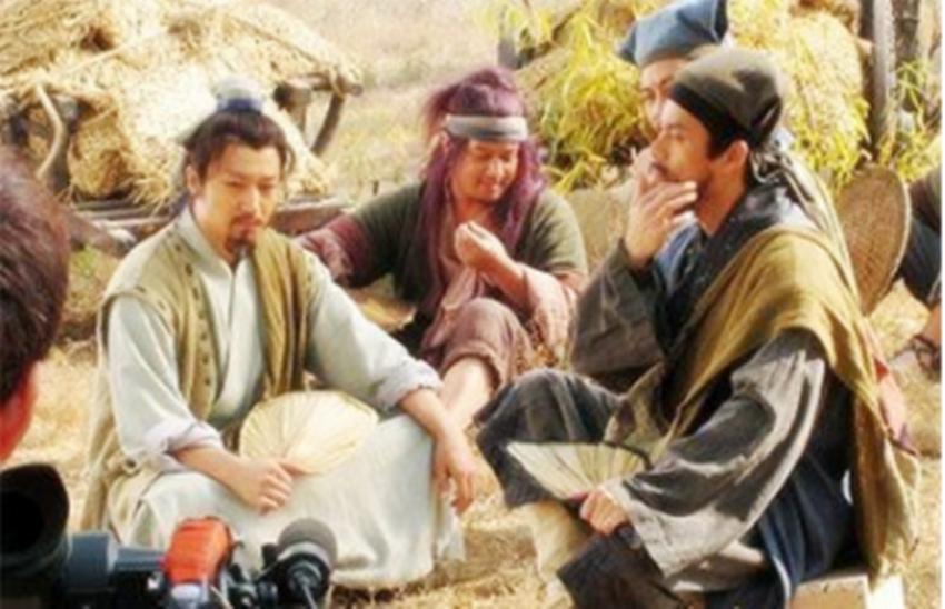 吴用厉害还是诸葛亮厉害,水浒传中的吴用的真实身份