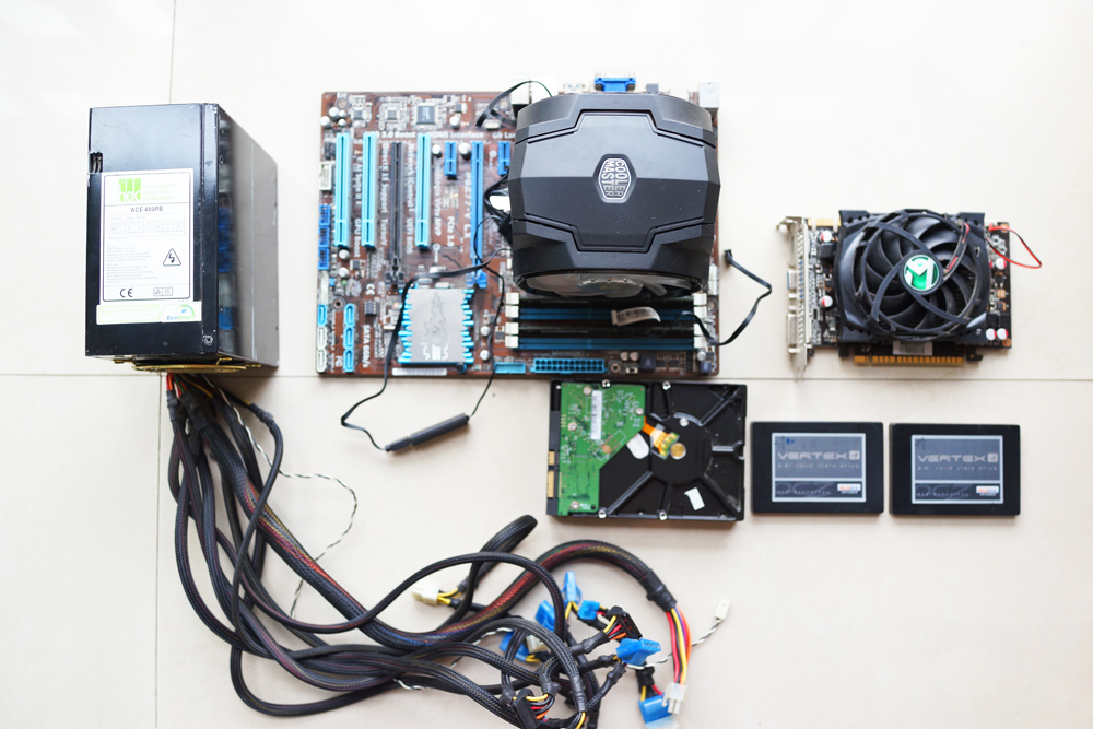 tt挑战者h3机箱,挑战者h3机箱图片