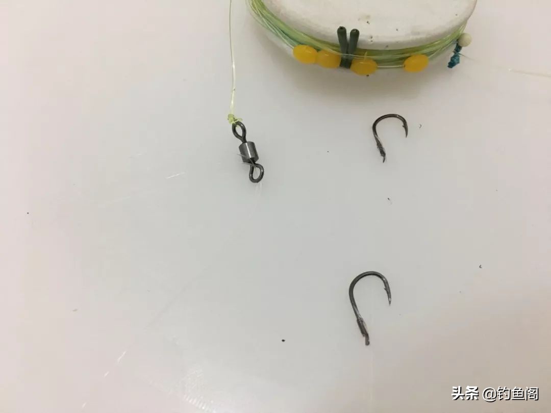 钓鱼主线上临时绑浮头怎么绑,钓鱼漂座如何穿到主线上