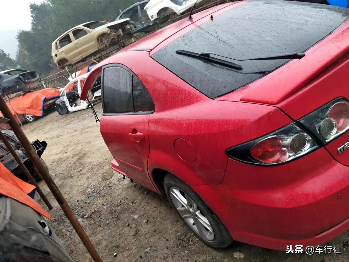 汽配人的一天(164)大泥鳅日系异类马自达6,3台事故拆车