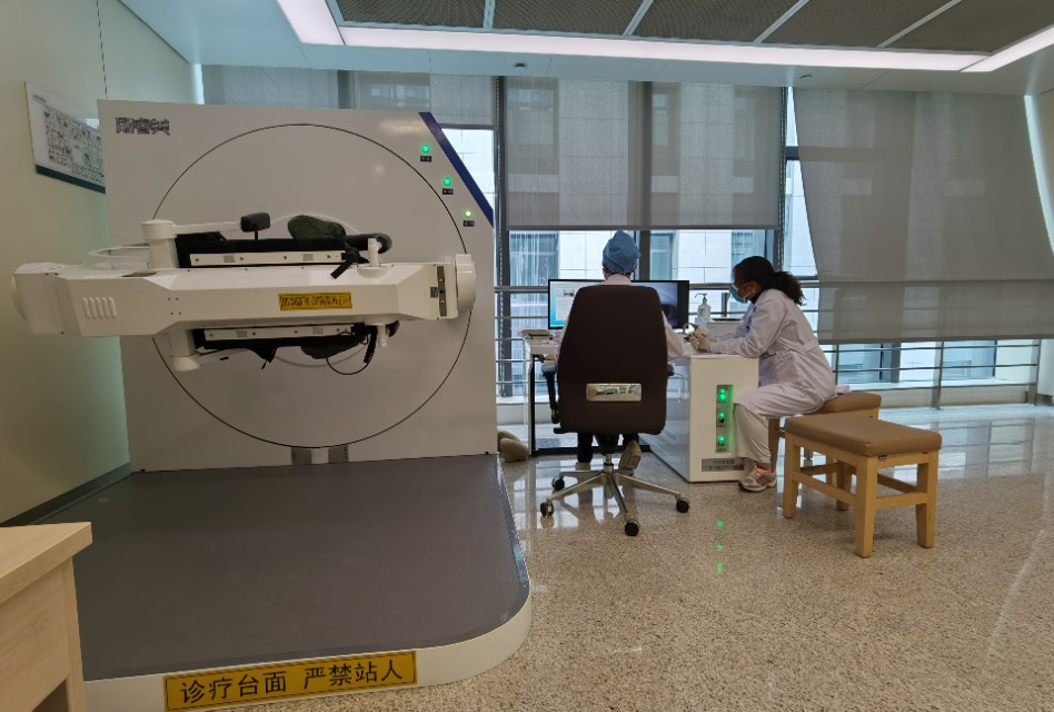 一个医生治疗几个科的病,一个科室病人出现多种疾病怎么办