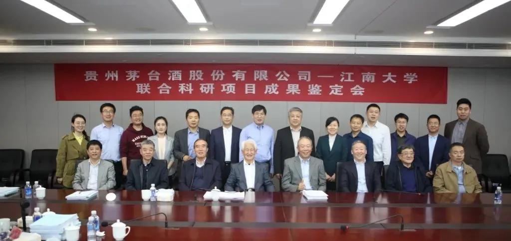 晓酒周报|白酒9巨头述“名酒引领发展时刻”，西凤酒Q1营收增64%