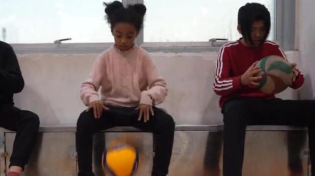 中国女排将出现黑人球员?将跟随男足脚步,引进黑人混血天才