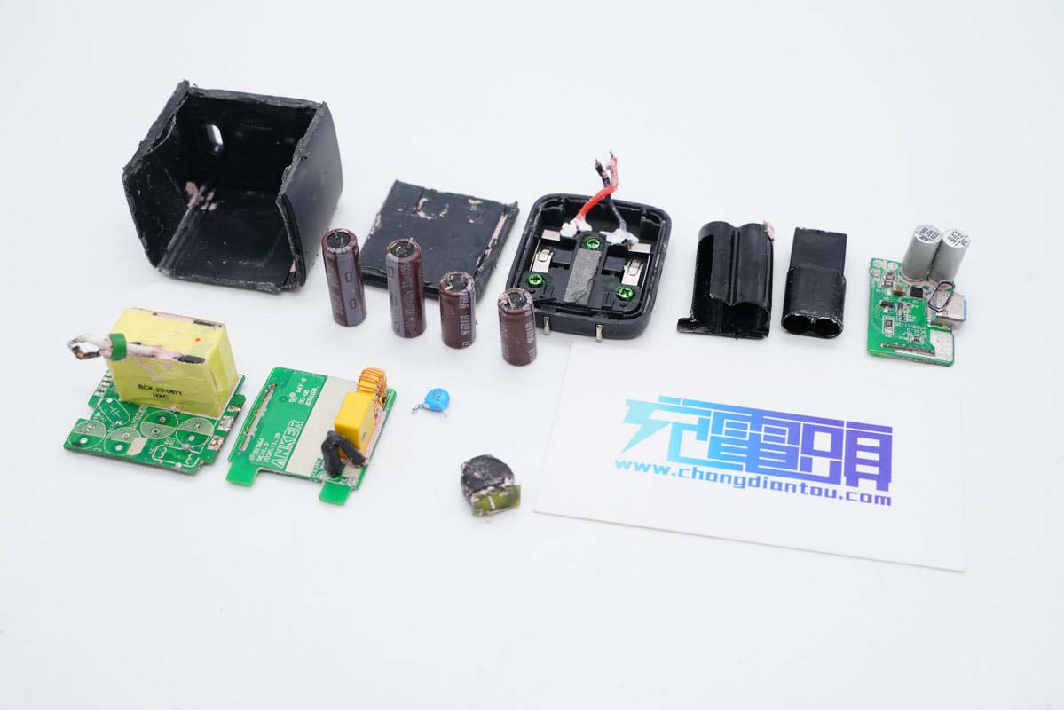 氮化镓快充拆解,双口快充头65w氮化镓拆解