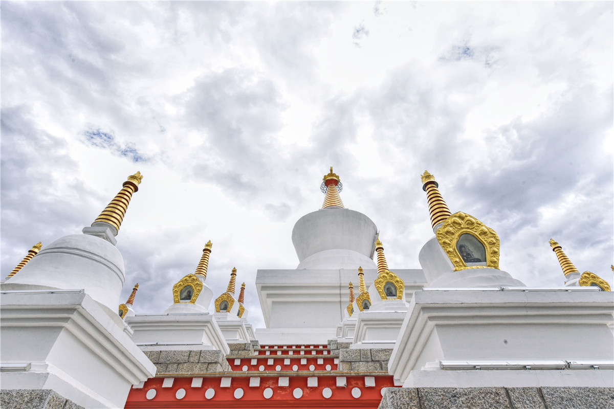 去一次西藏歌曲,圣洁甘孜之旅