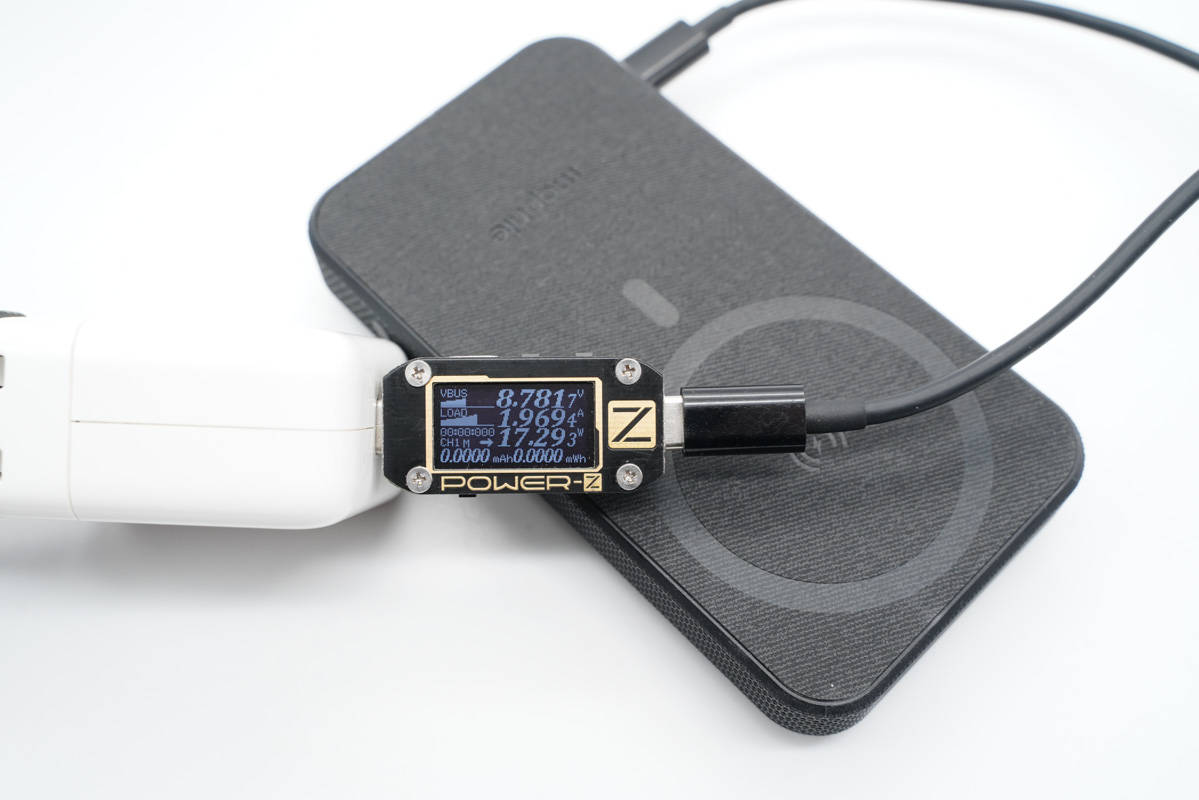 mophiepowerstationwirelessxl评测,苹果对比anker磁吸充电宝