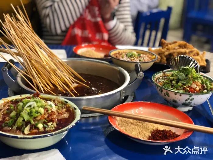 都江堰中山路串串火锅哪家好,都江堰最好吃的串串是哪家