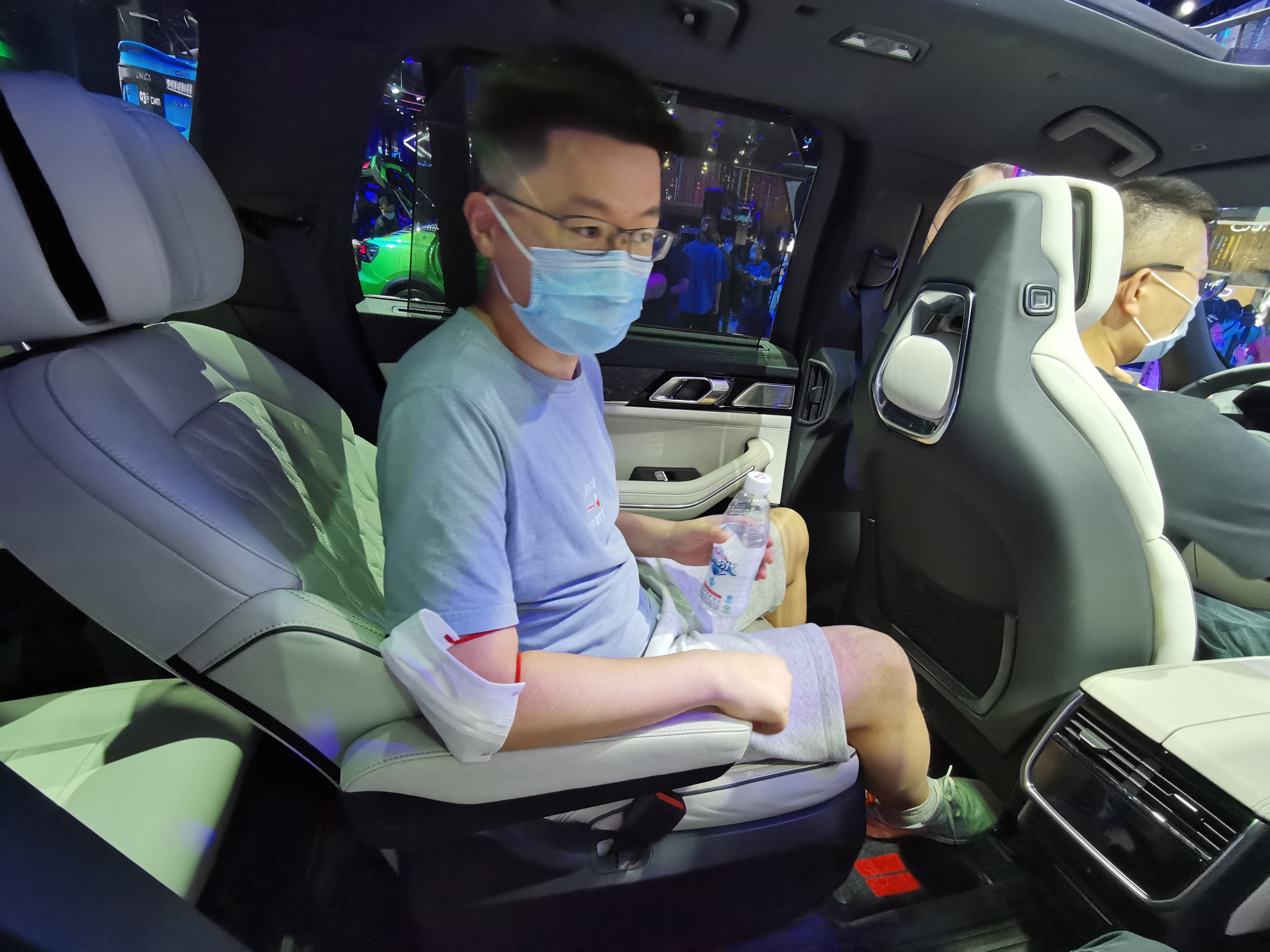 领克09phev和xc90phev区别,领克09音响和沃尔沃xc90音响对比