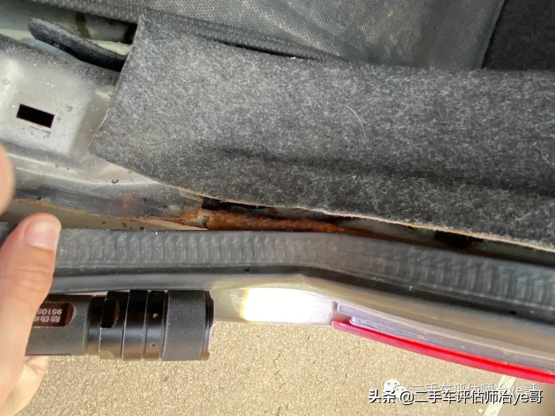 日产阳光老款碰撞测试,2016年日产阳光碰撞测试