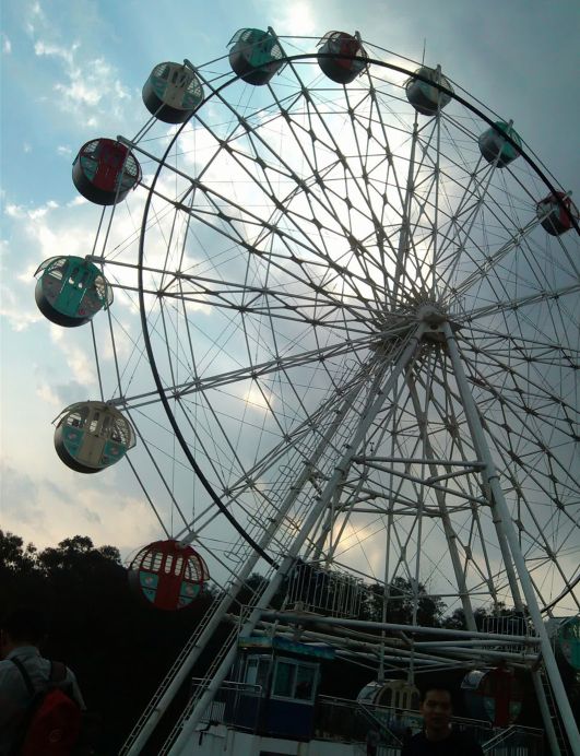 每个孩子都是天使歌曲,每个孩子都是天使的面孔