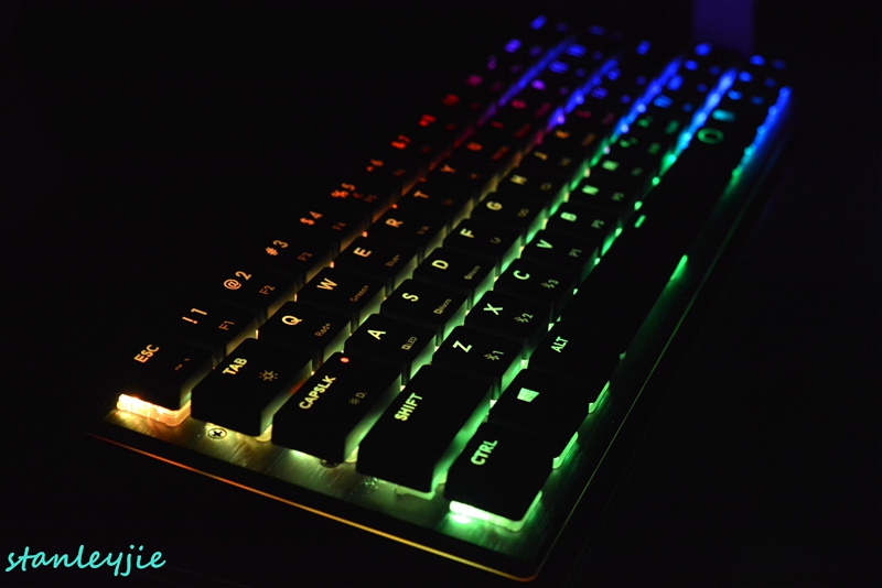 酷冷机械键盘怎么样,酷冷机械键盘调光