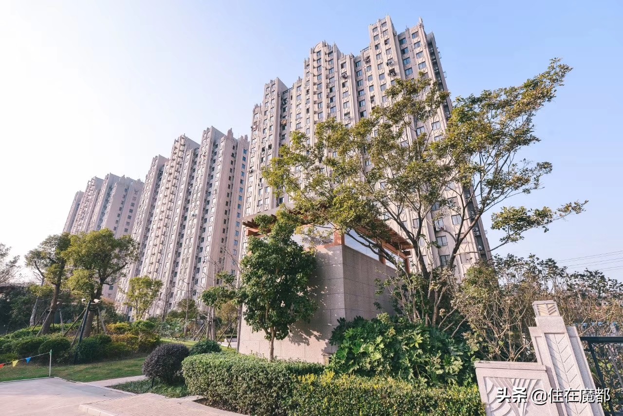 上海公寓5万以下的楼盘,上海公寓朝南低价地铁房