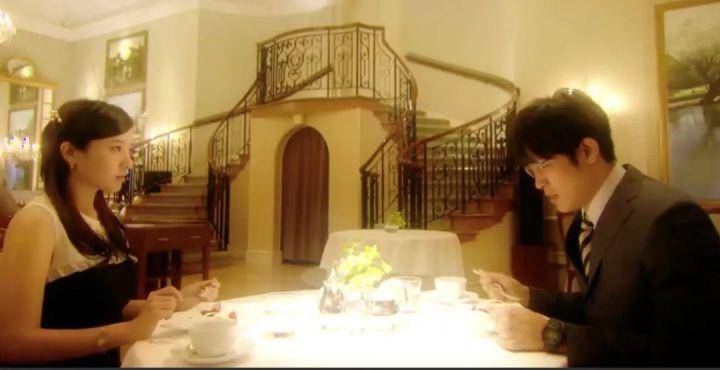 连仙女刘亦菲被逼婚都要化奇葩妆，你们相亲化什么妆？