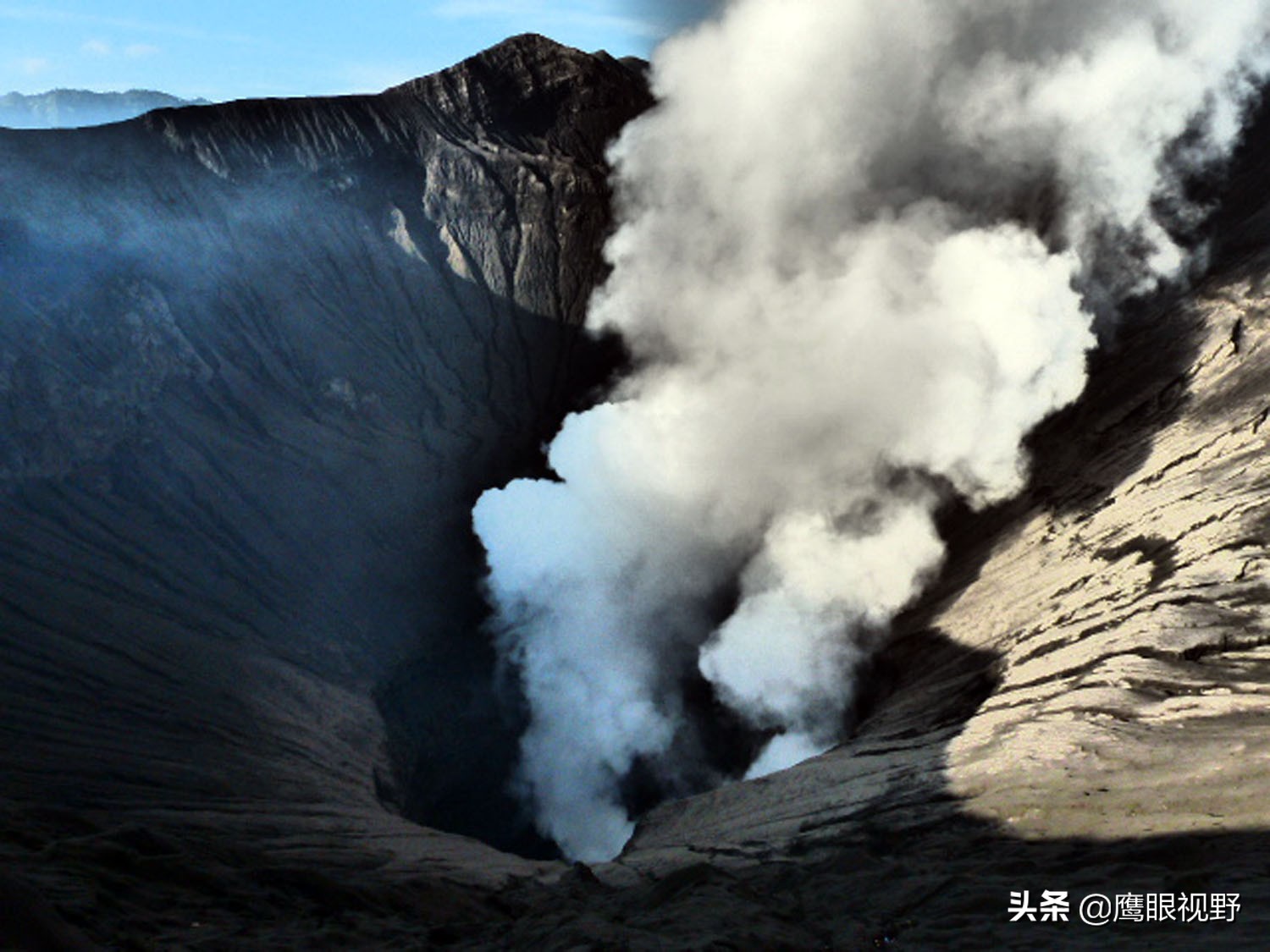 婆罗摩活火山,婆罗摩火山讲解
