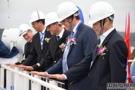 中国造全球最大豪华客滚船,这家“中国最强”船厂迎开门红