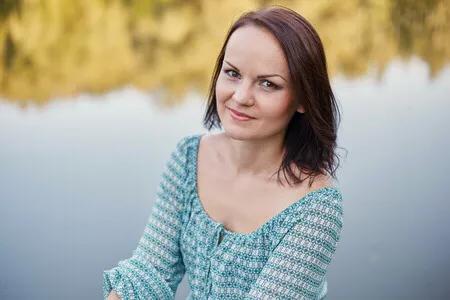 对父母自私的女人,父母怎么样对待自私的孩子