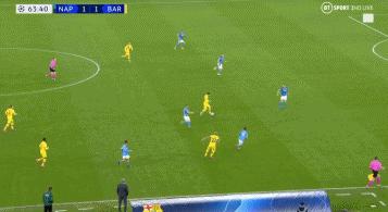 那不勒斯干爆巴萨后防,巴萨打不过拜仁
