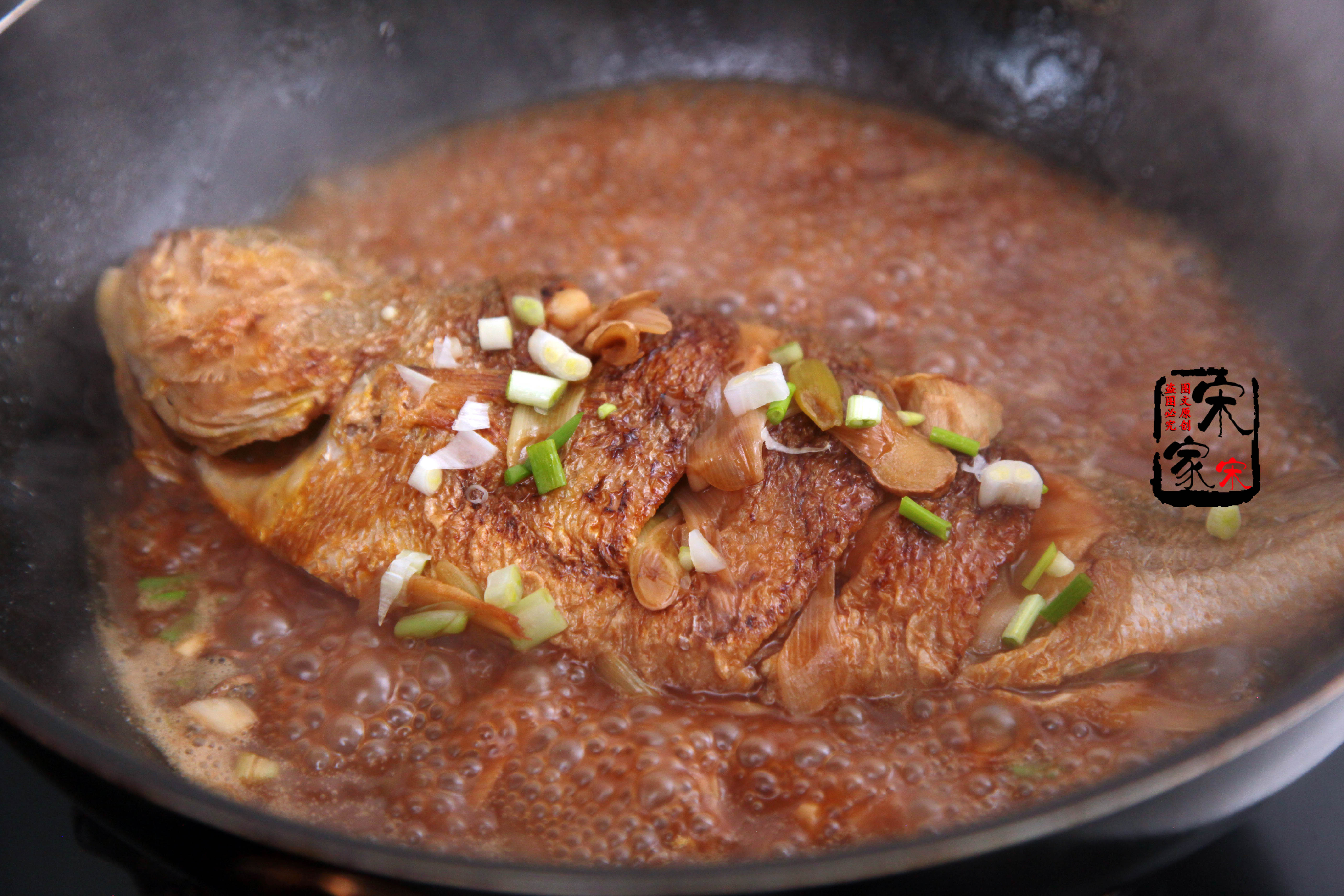 五星级大厨炖鱼视频,二十年大厨炖鱼配方