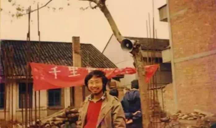 海子自杀之谜:5封遗书曝光!精神分裂?江郎才尽?或生活无能?