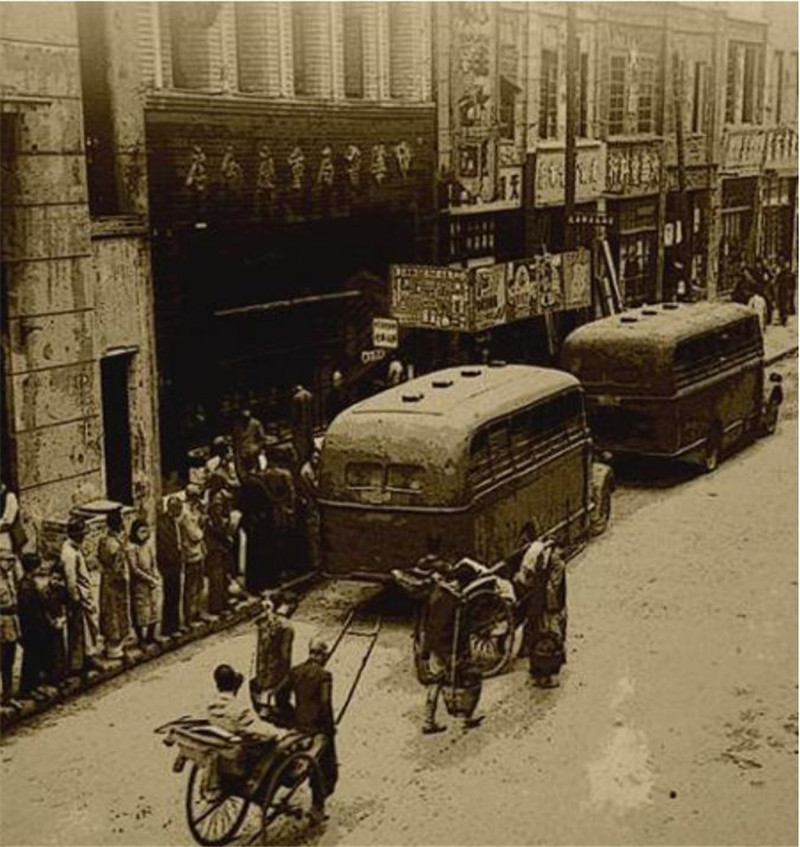 北汽212是不是以前的北京吉普,经典情怀老车北京吉普212