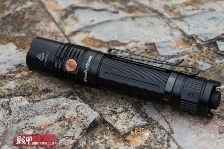 fenix菲尼克斯pd36rv2.0,fenix手电pd40r与pd36r哪个好
