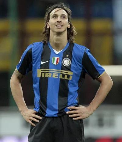 伊布在巴萨时的阵容,欧冠冠军巴萨队员