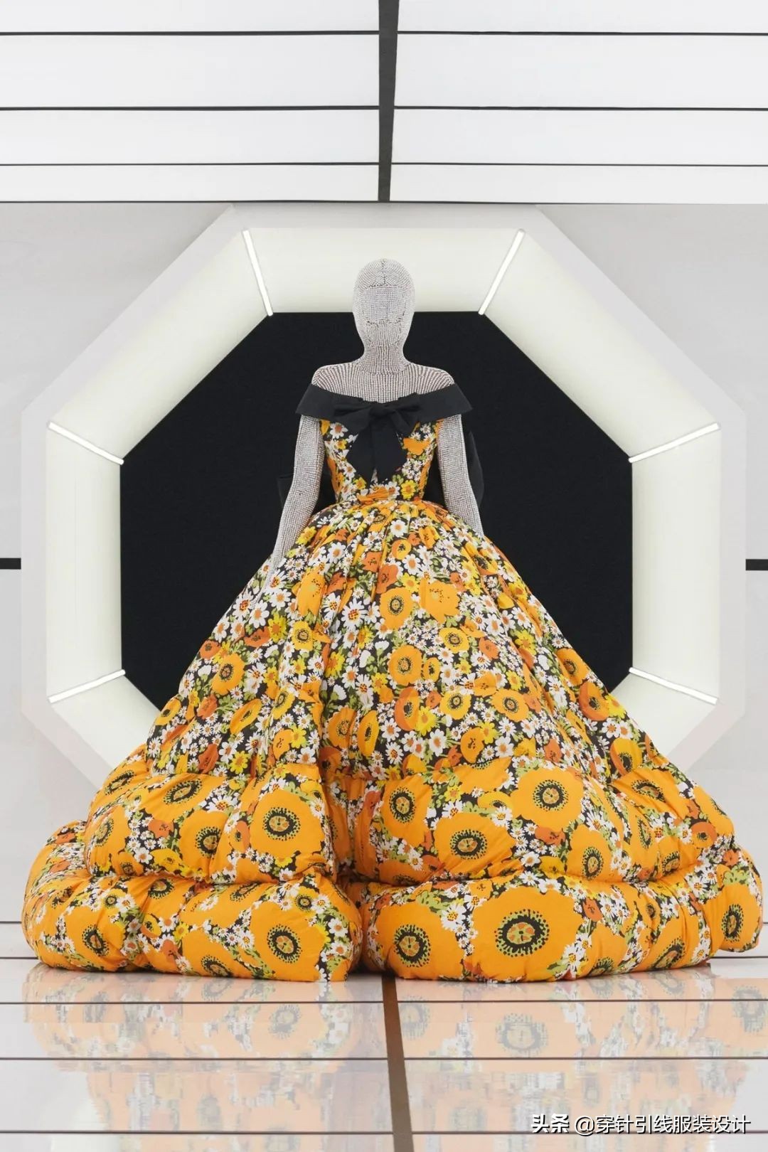 moncler设计师款式 (moncler 2017秋冬系列)