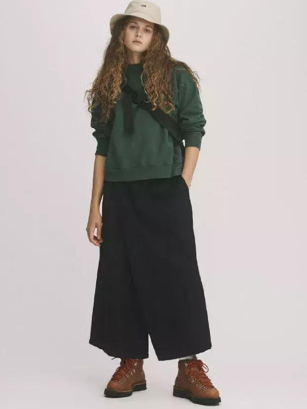 从全世界最会戴帽子的女人身上,学习一点「帽子戏法」