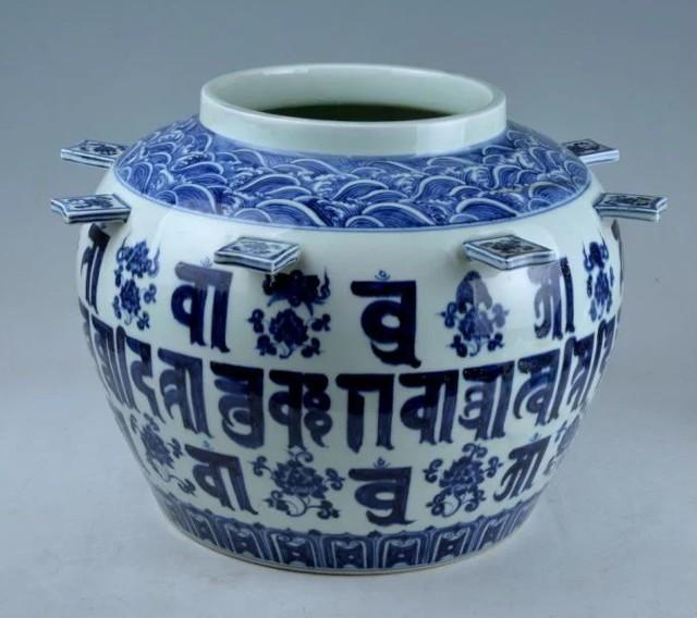 不同形状陶瓷有什么区别,不同形状的瓶子