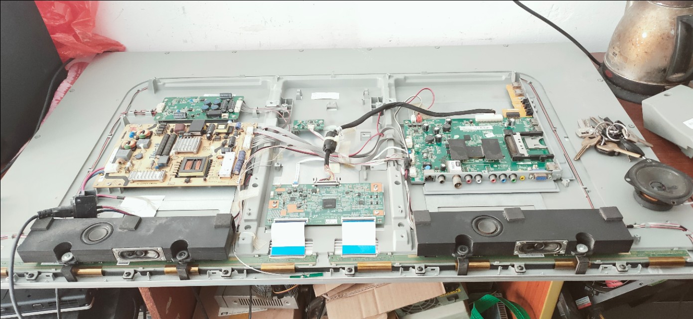 tcll55e5800a-ud电视拆卸步骤,tcl电视l50e5000a拆机图