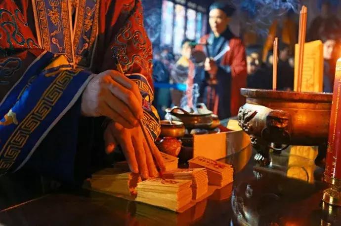 犯太岁要注意什么事项和忌讳,犯太岁冲太岁真的很可怕吗