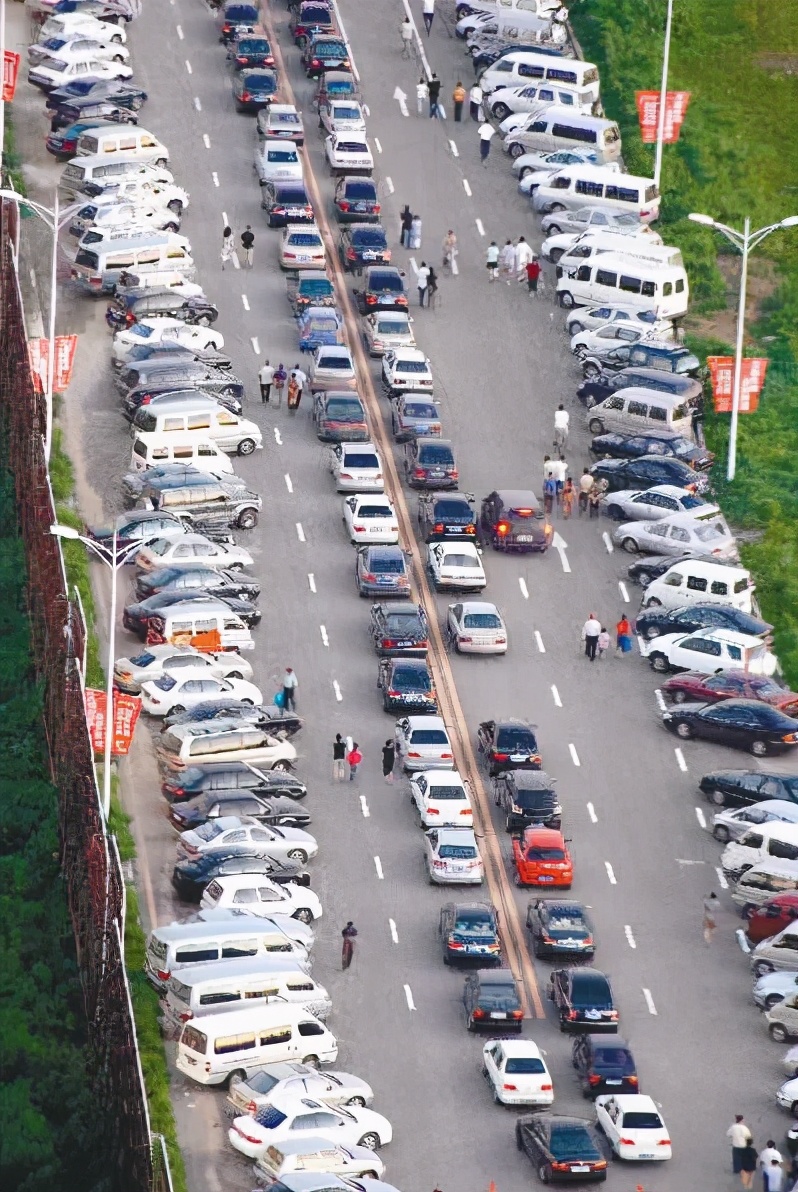 买房到底要不要买车位原视频,买房到底要不要买学区房