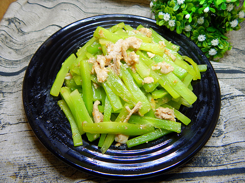 寒冬里吃什么菜好呢,冬天这道菜再贵也要吃补气又补脑