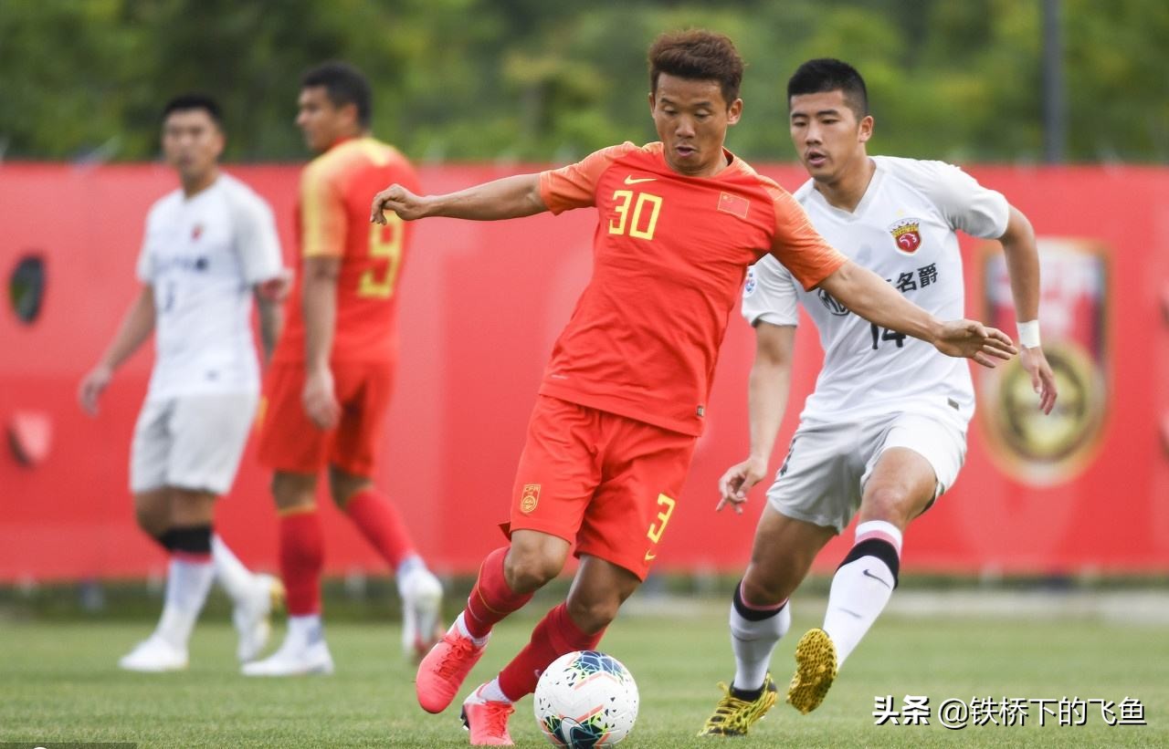 中国vs巴西世界杯2002李铁,跑不死的俄罗斯足球队图片