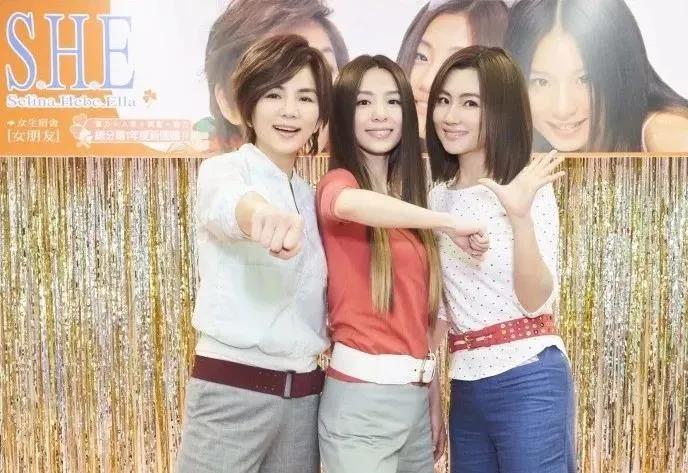 突然觉得2000年已经是22年前的事,原来1999年已经是20年前了