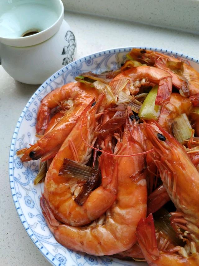 葱油小海虾怎么炸又脆又香酥,炸葱油海虾