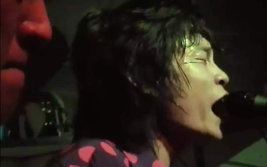 专访边远：“与其苟延残喘，不如*情纵**燃烧”